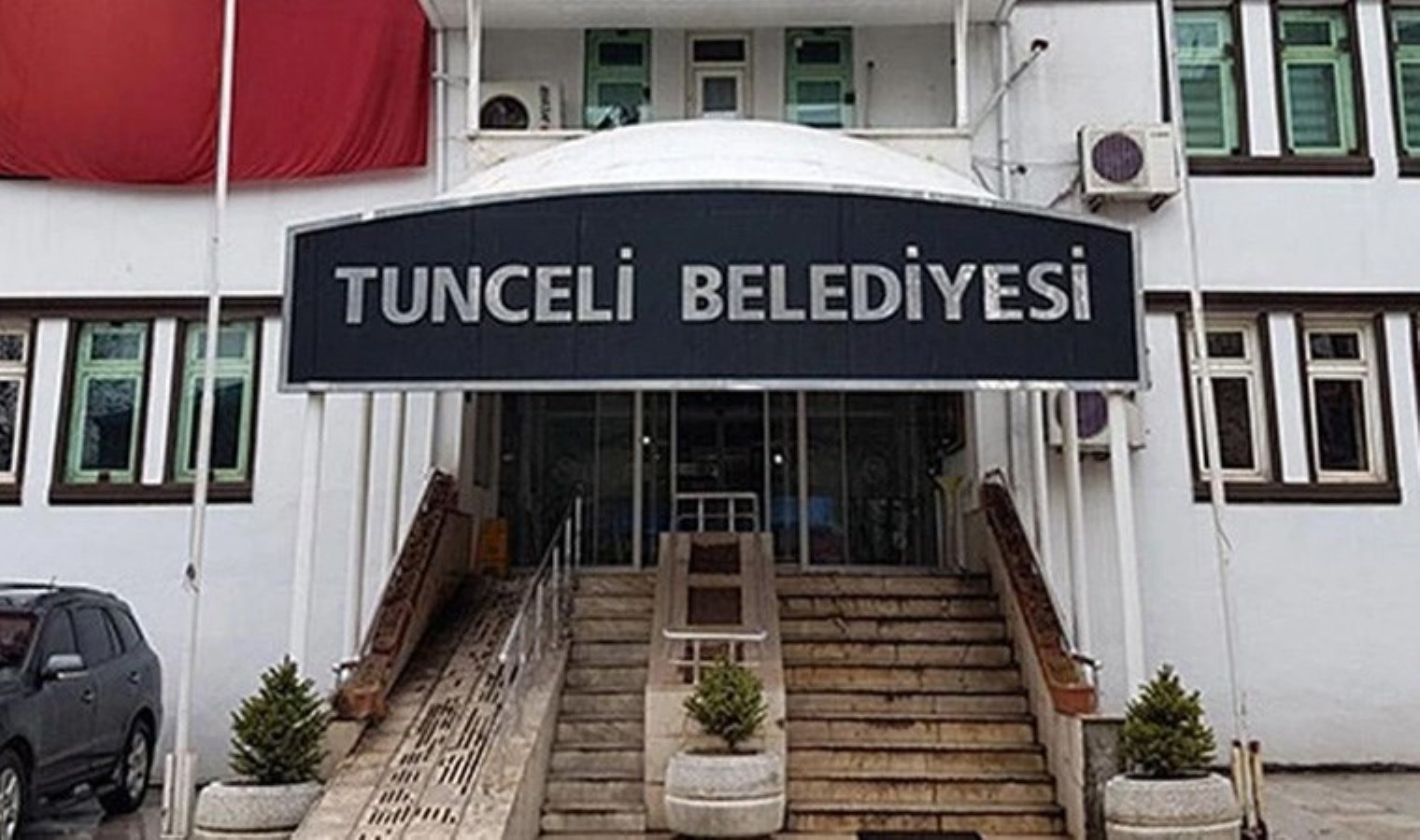 Tunceli Belediyesi kayyumu belediyenin sosyal medyadaki kullanıcı adını değiştirdi